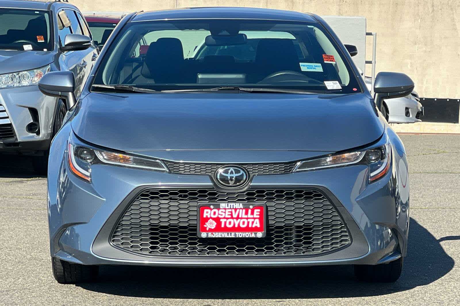 2022 Toyota Corolla LE 10