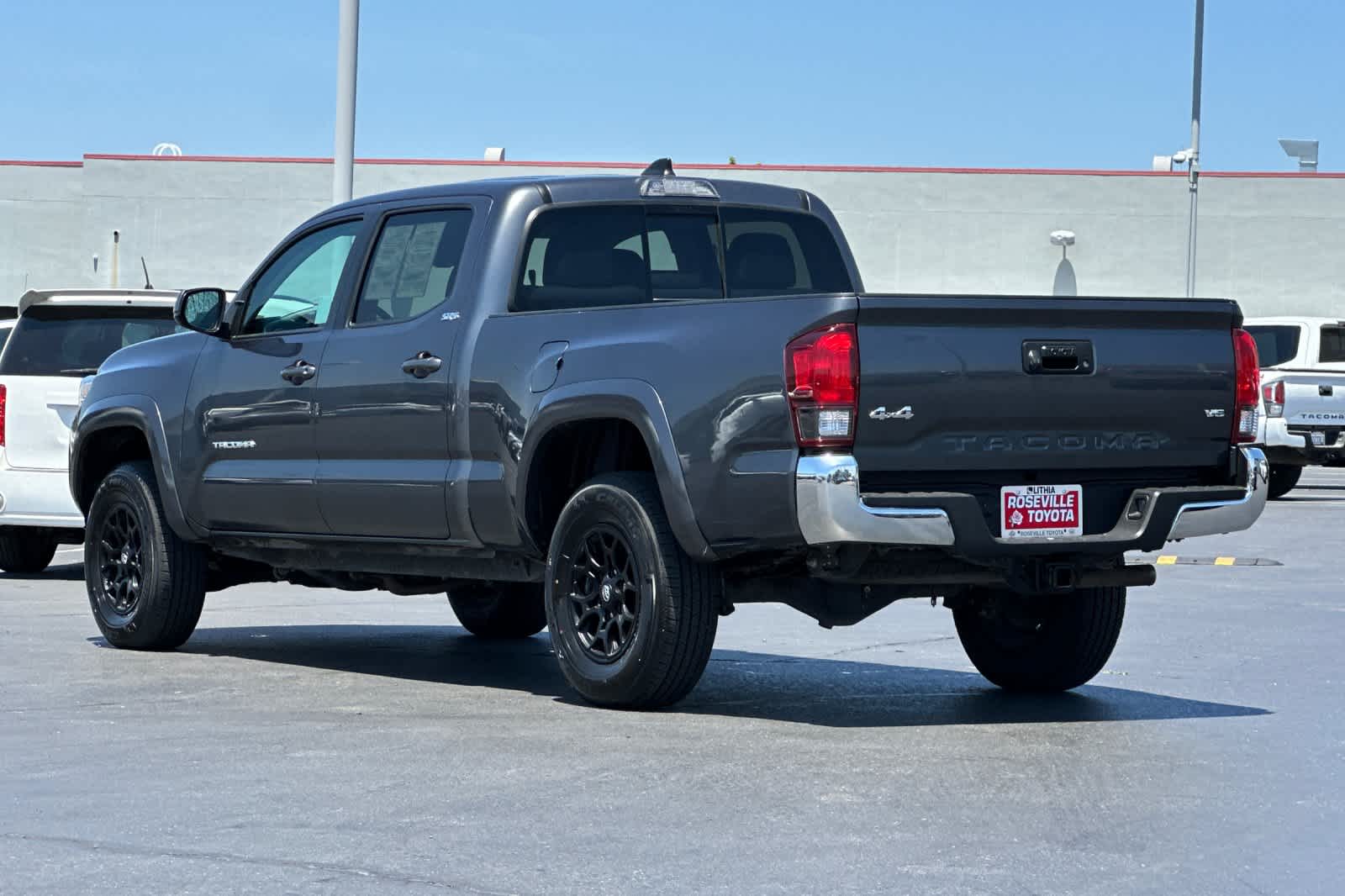 Thumbnail: 2021 Toyota Tacoma - 7