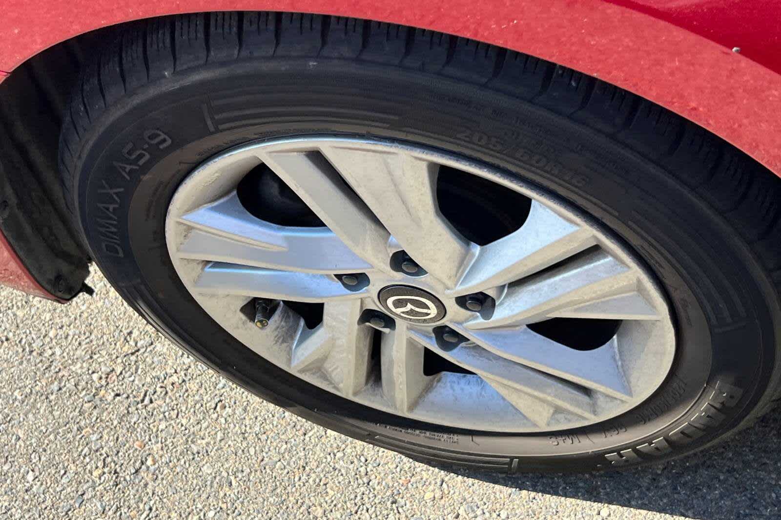 Thumbnail: 2015 Mazda Mazda3 - 21