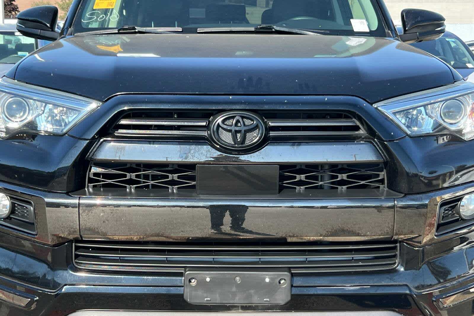 Thumbnail: 2020 Toyota 4Runner - 9