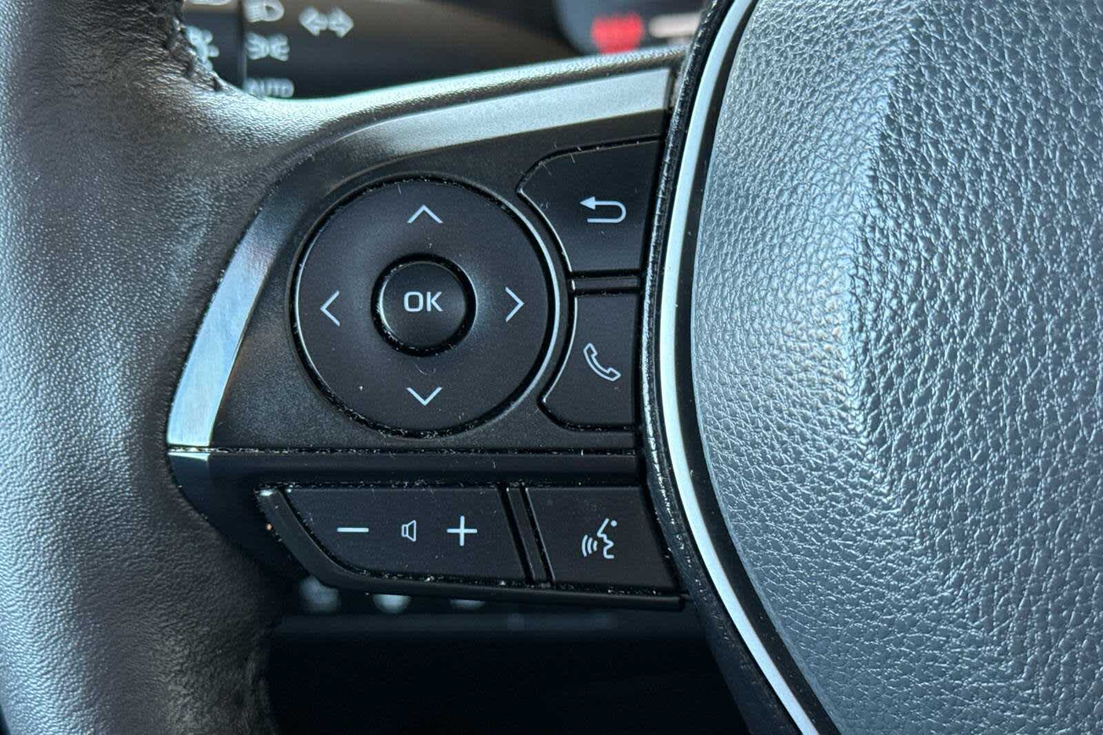 Thumbnail: 2023 Toyota RAV4 - 26