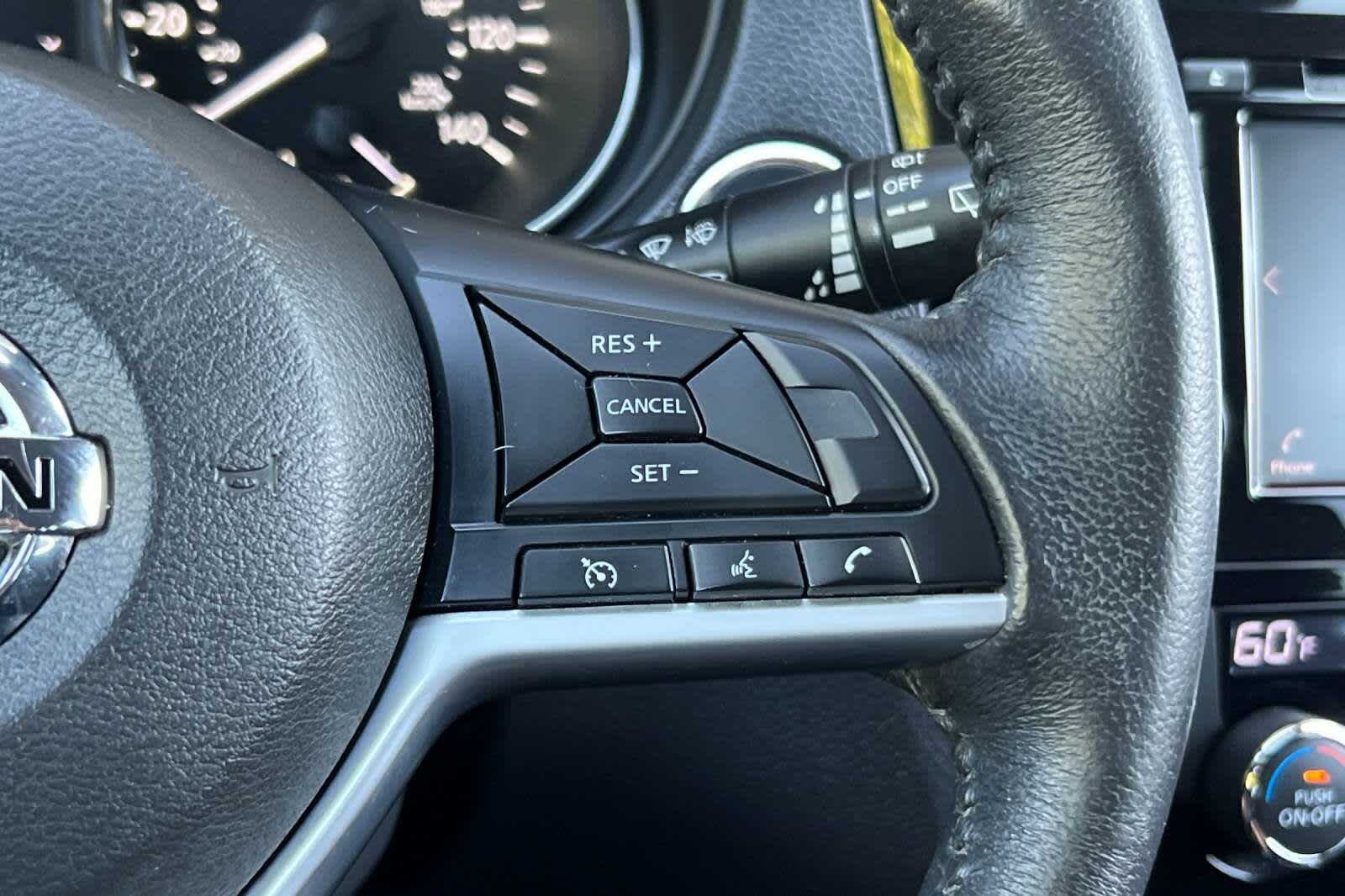 2019 Nissan Rogue SV 27