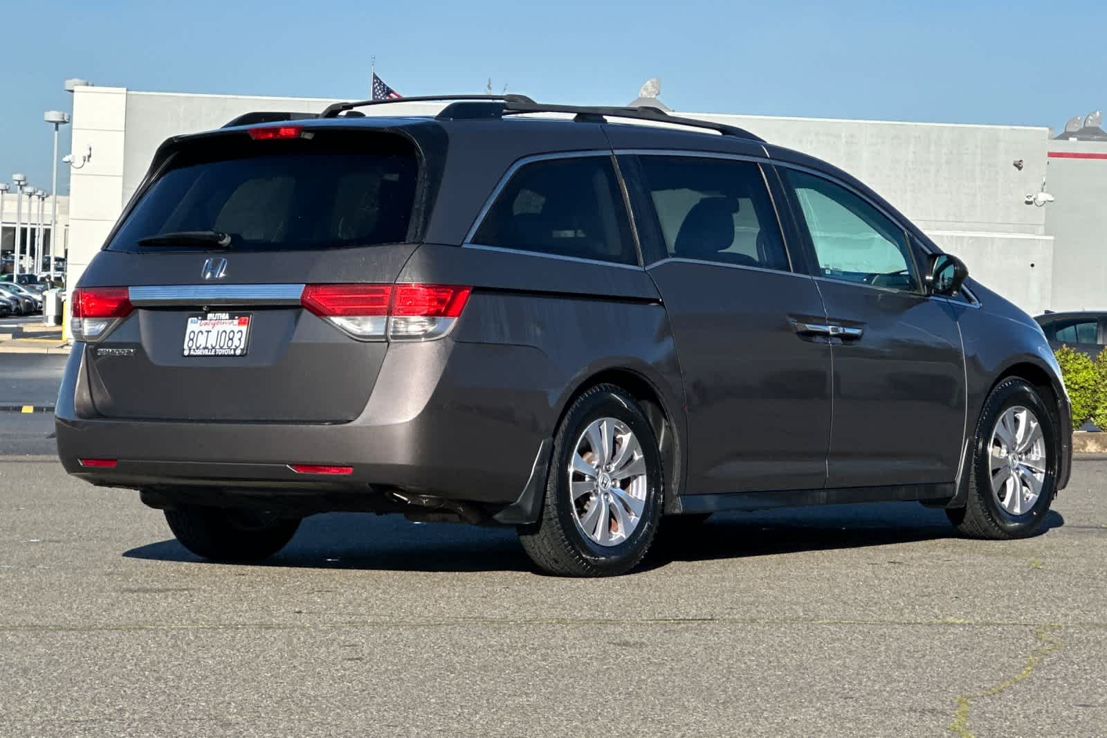 Thumbnail: 2014 Honda Odyssey - 2