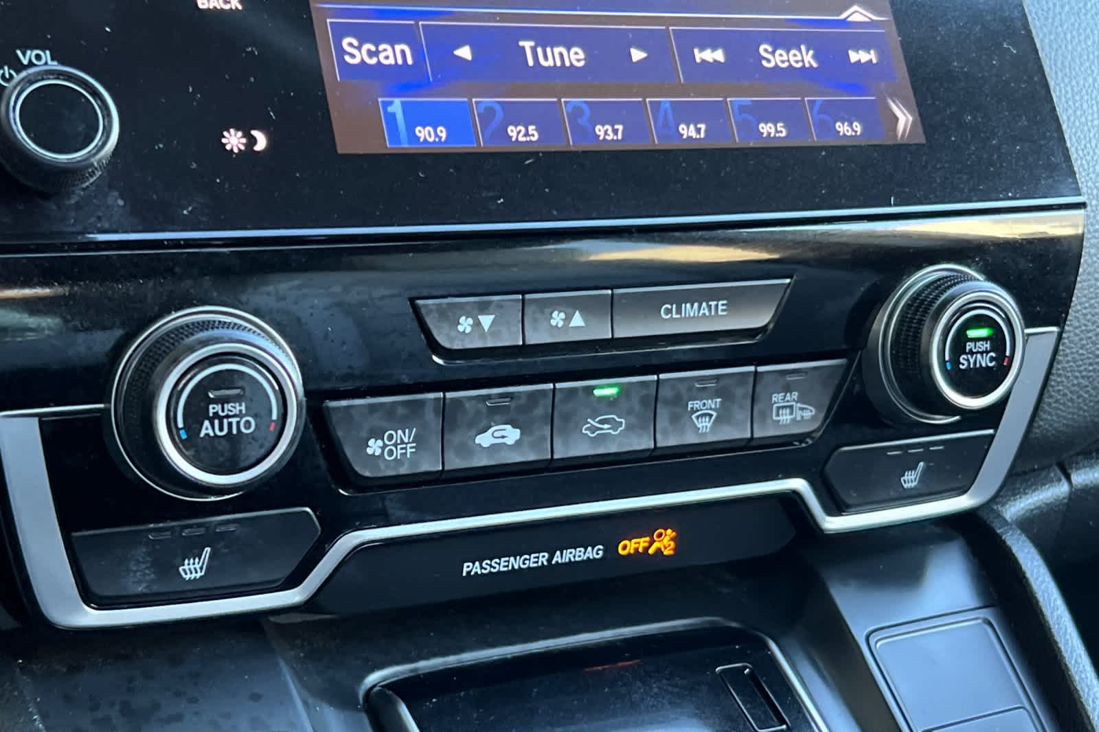 Thumbnail: 2017 Honda CR-V - 22