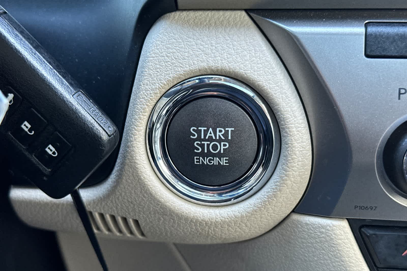 Thumbnail: 2014 Lexus ES - 23