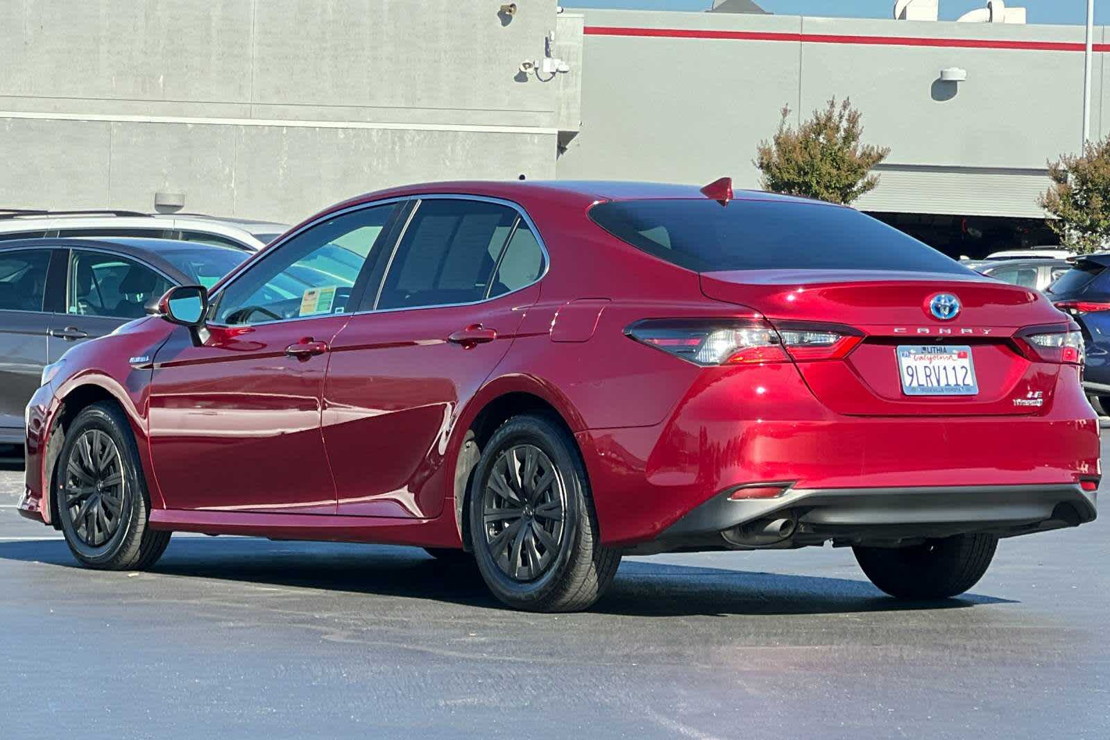 Thumbnail: 2021 Toyota Camry - 7