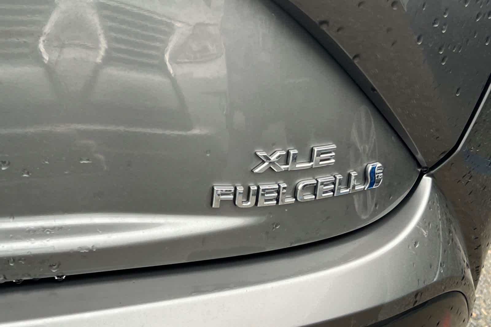 Thumbnail: 2022 Toyota Mirai - 7