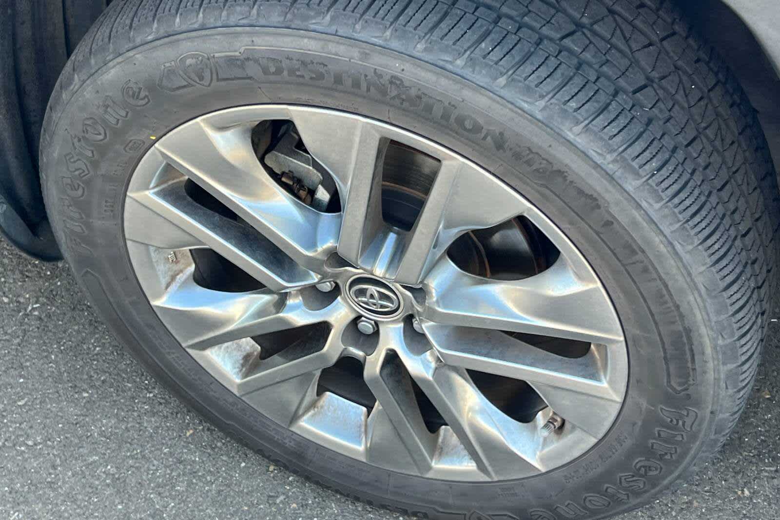 2019 Toyota RAV4 Limited 21