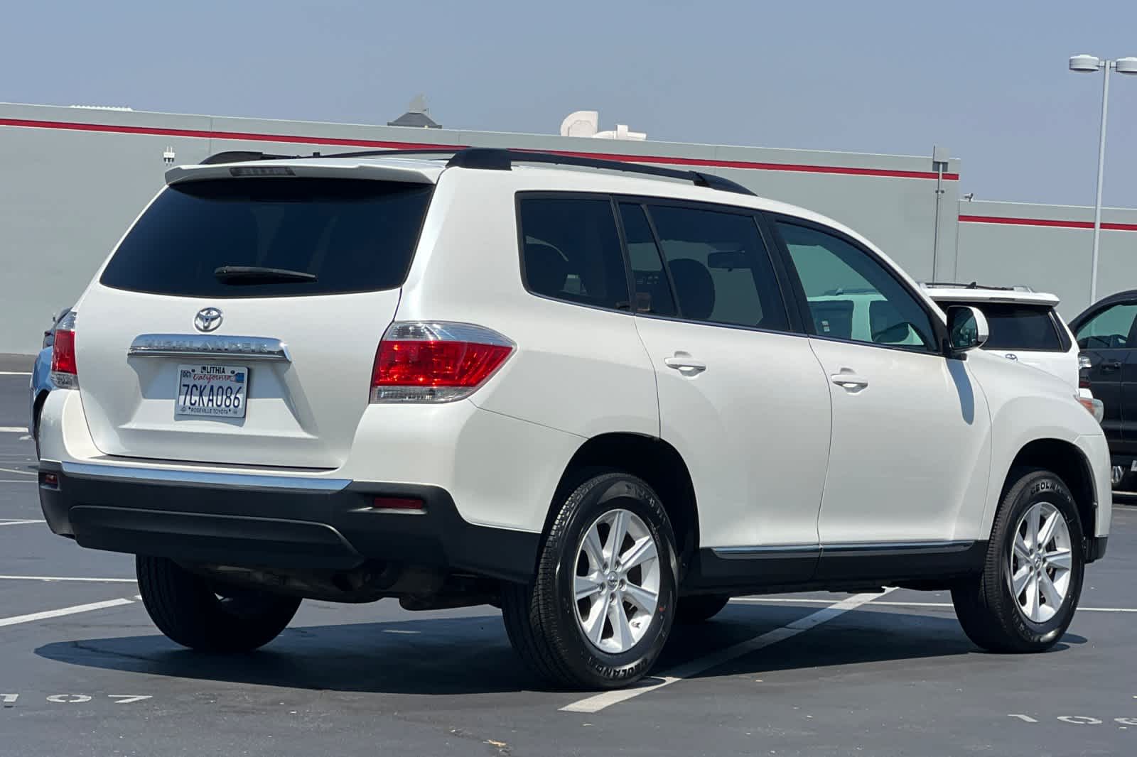 Thumbnail: 2013 Toyota Highlander - 2