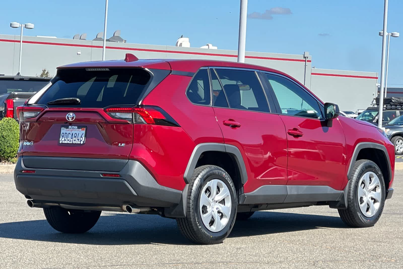 Thumbnail: 2022 Toyota RAV4 - 2