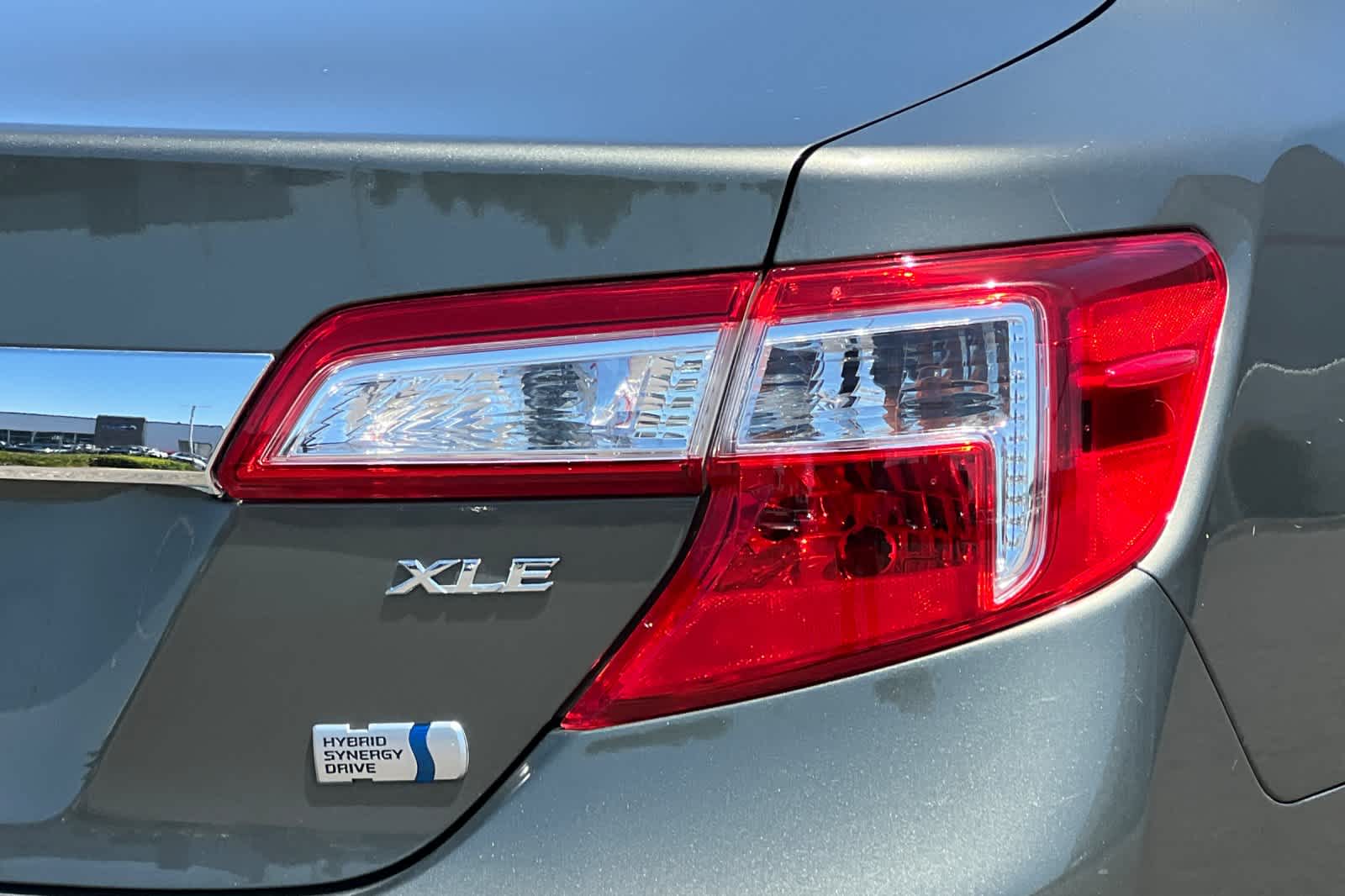 Thumbnail: 2014 Toyota Camry - 32