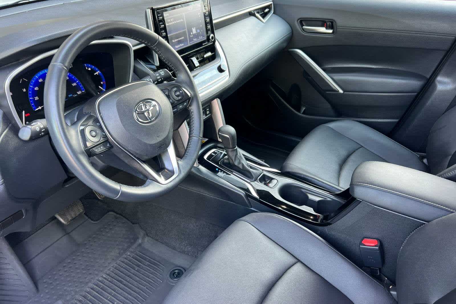 Thumbnail: 2022 Toyota Corolla Cross - 11