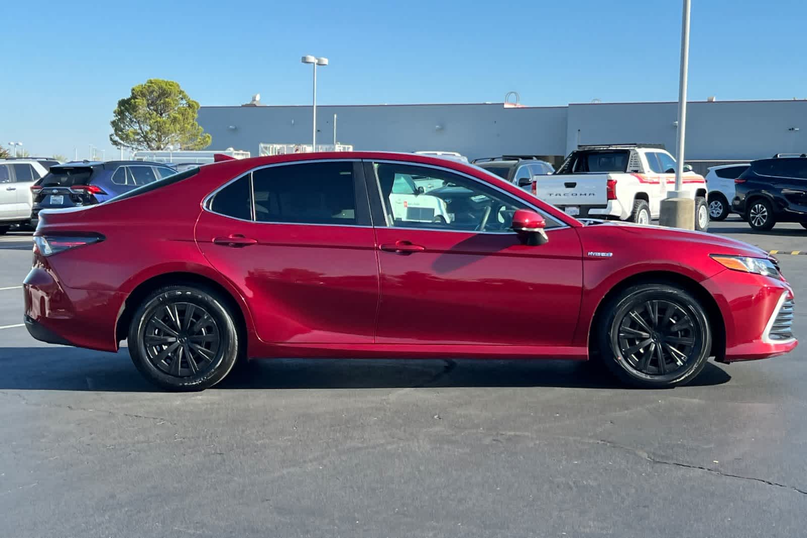 Thumbnail: 2021 Toyota Camry - 6