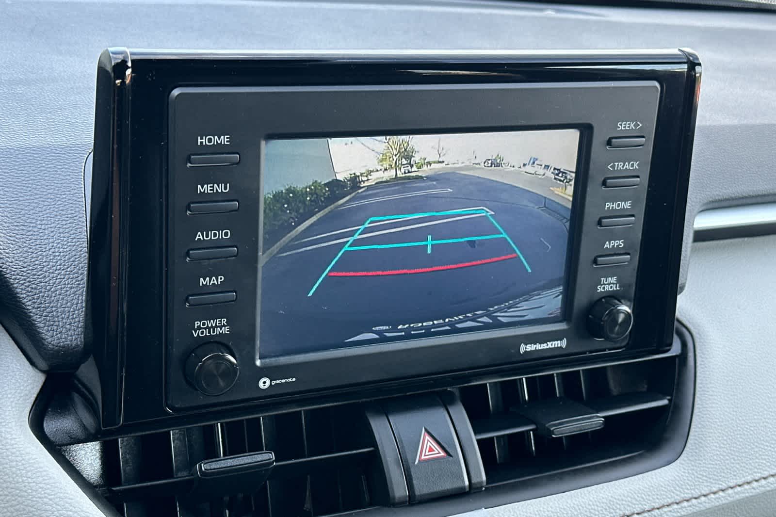 Thumbnail: 2022 Toyota RAV4 - 21