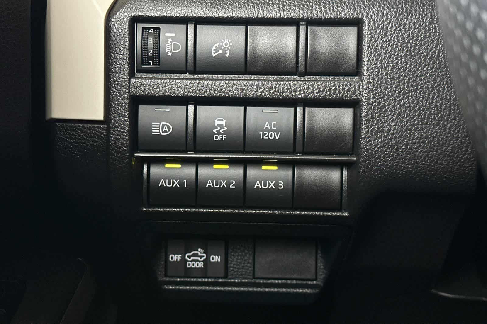 Thumbnail: 2024 Toyota Tacoma - 29