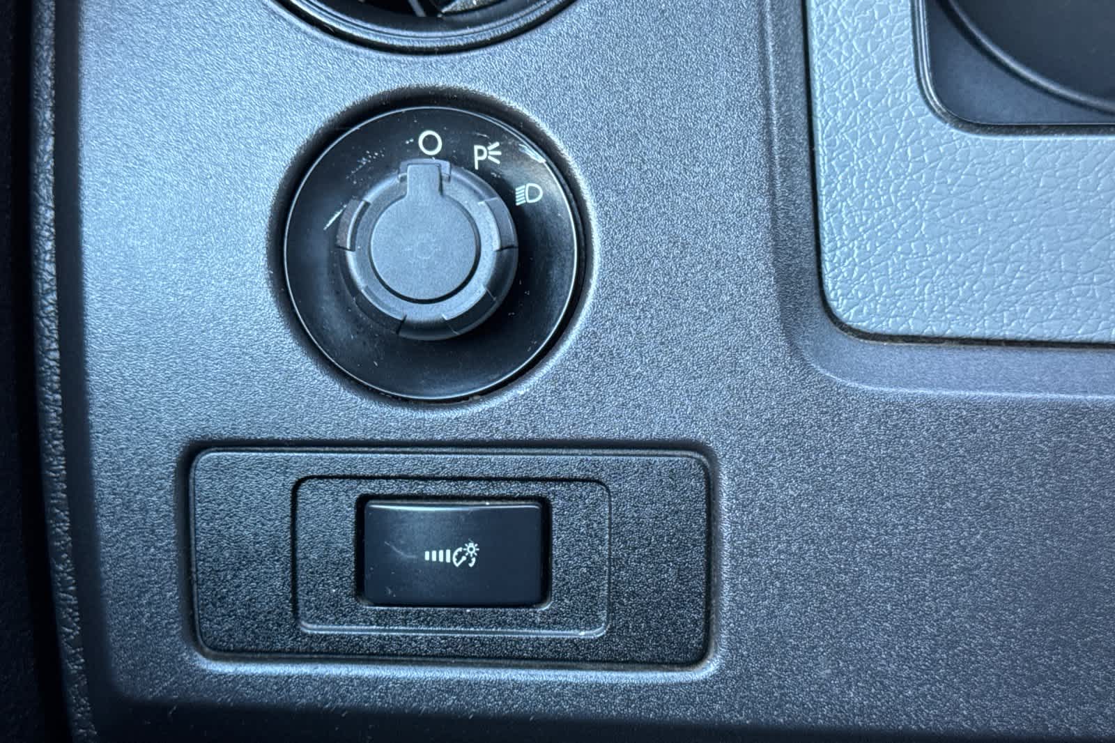 Thumbnail: 2011 Ford F-150 - 26