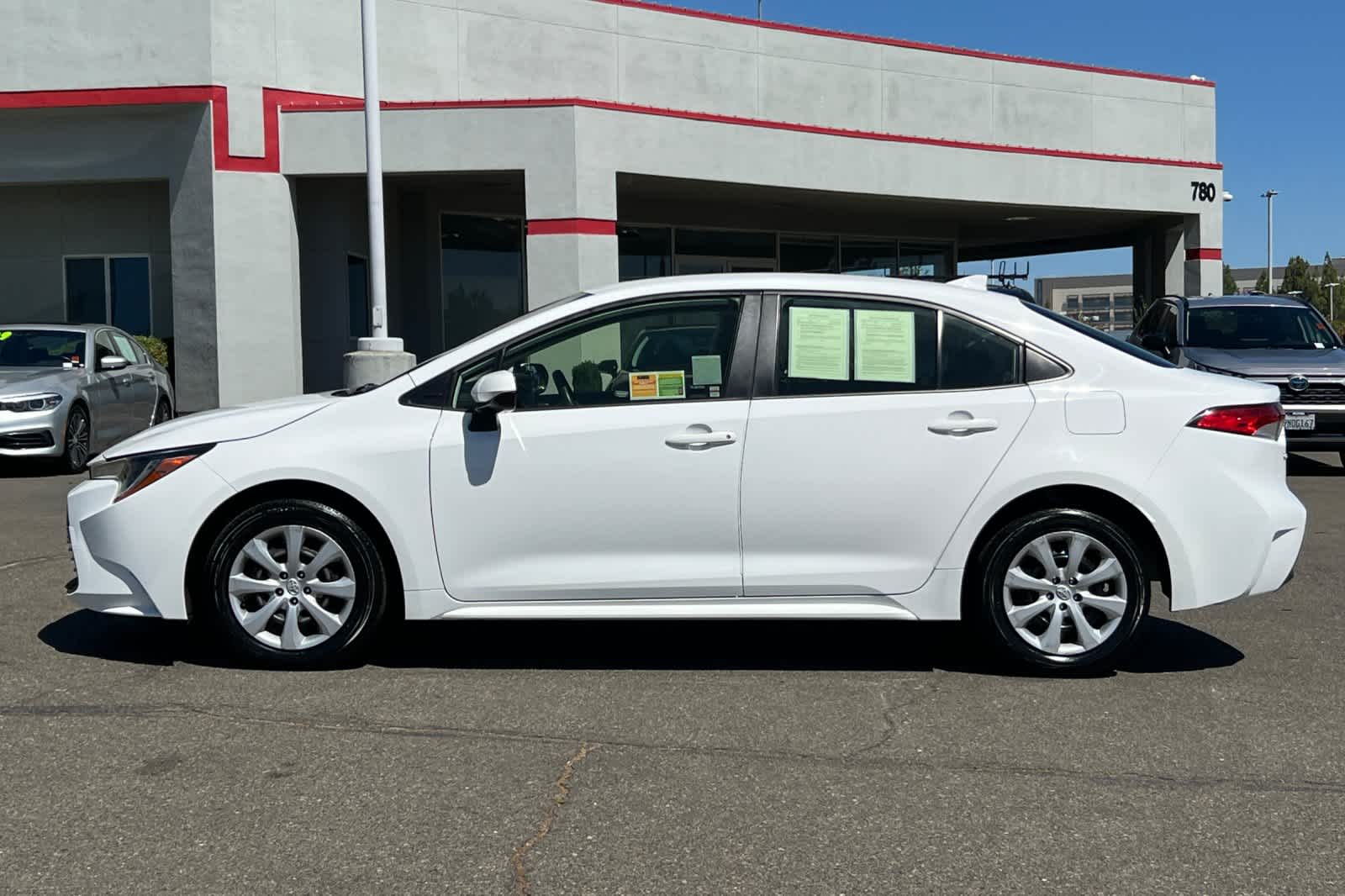 Thumbnail: 2024 Toyota Corolla - 9