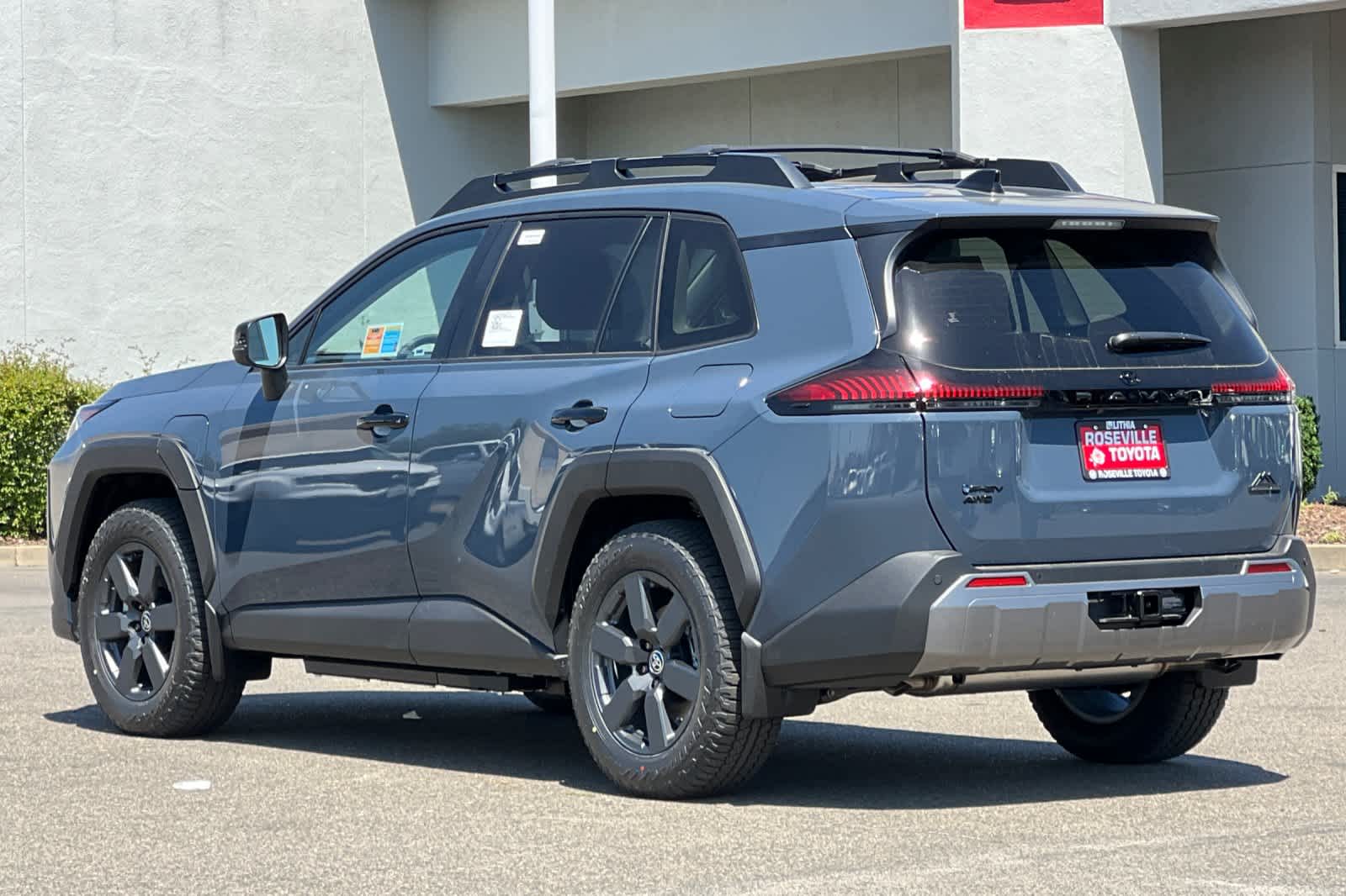 Thumbnail: 2026 Toyota RAV4 - 6