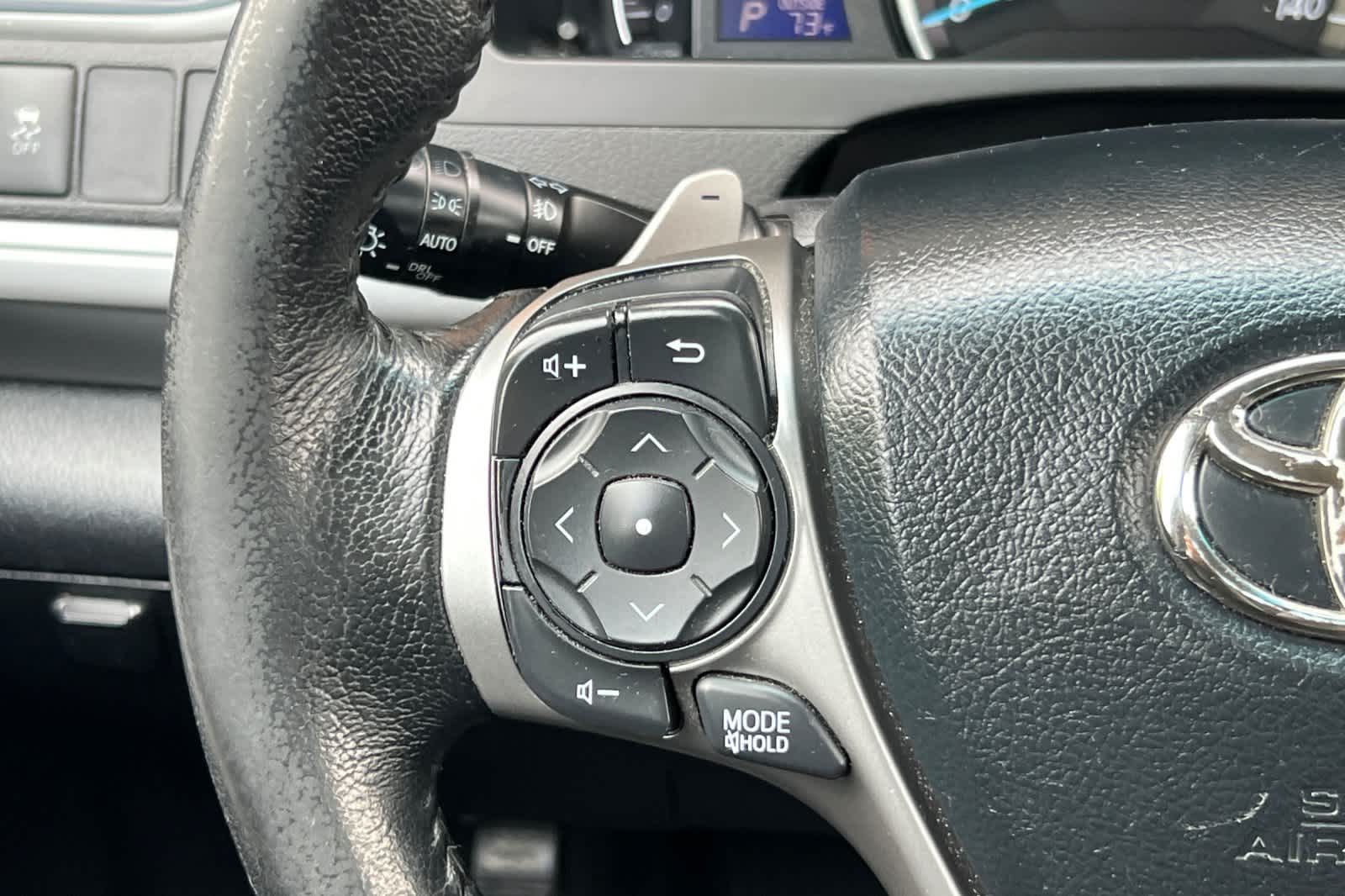 Thumbnail: 2013 Toyota Camry - 25