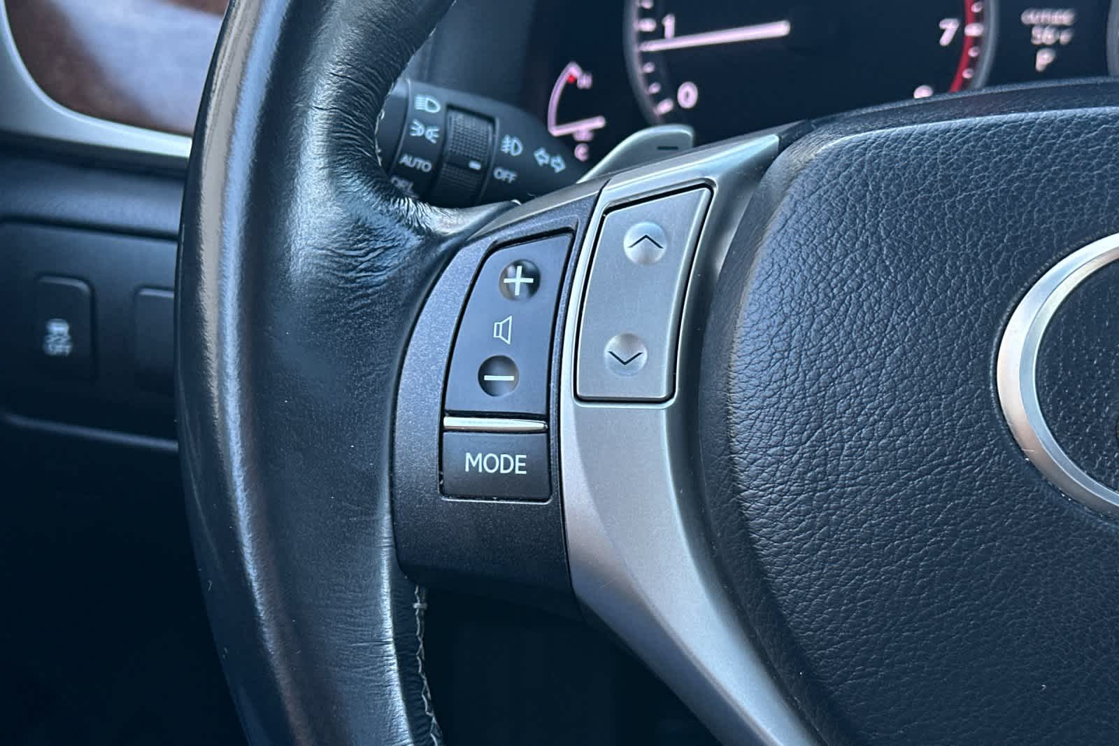 Thumbnail: 2015 Lexus GS - 26