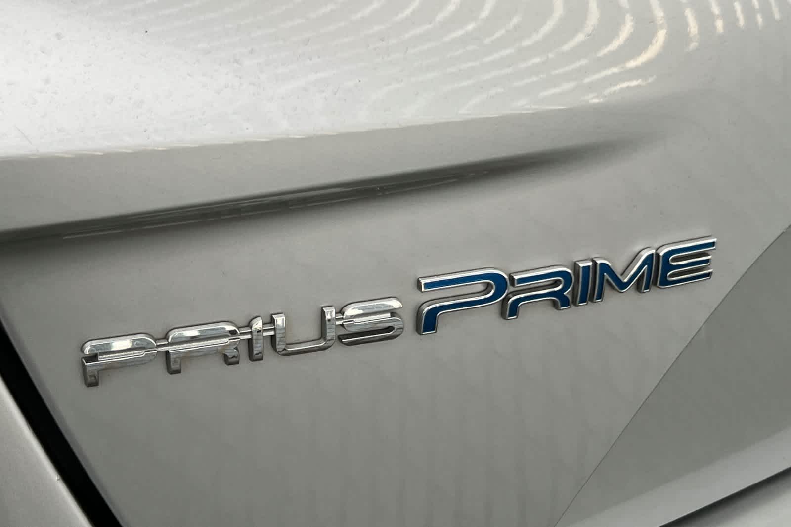 Thumbnail: 2017 Toyota Prius Prime - 13