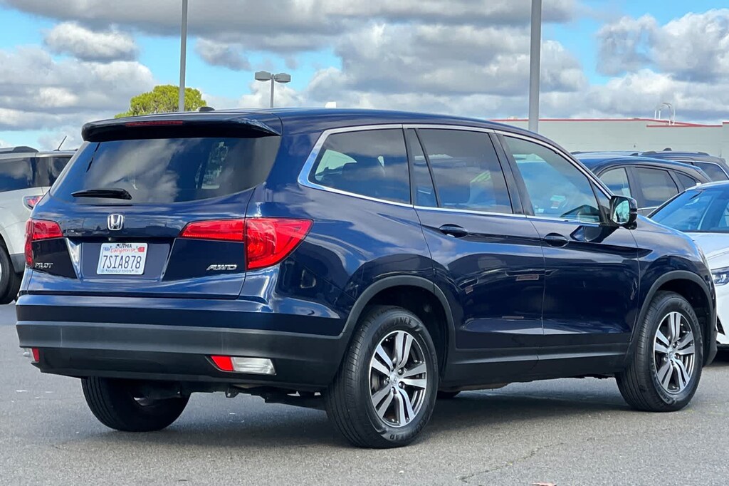Used 2016 Honda Pilot EX-L AWD SUV