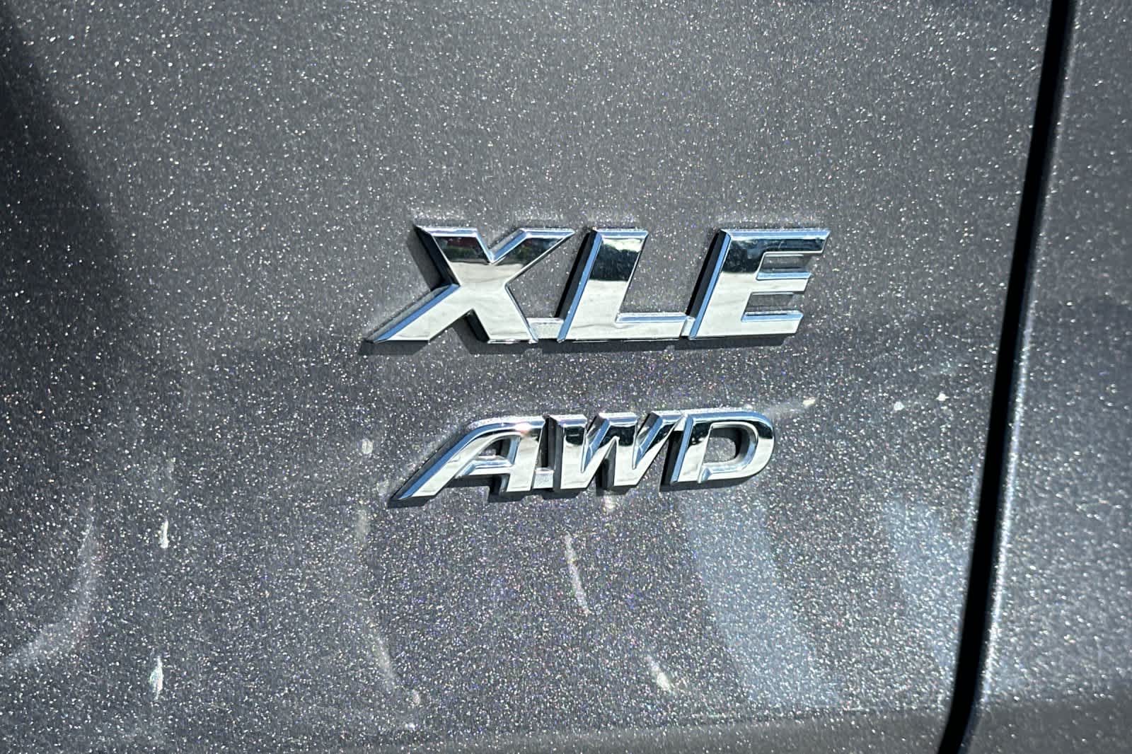 Thumbnail: 2024 Toyota RAV4 - 32