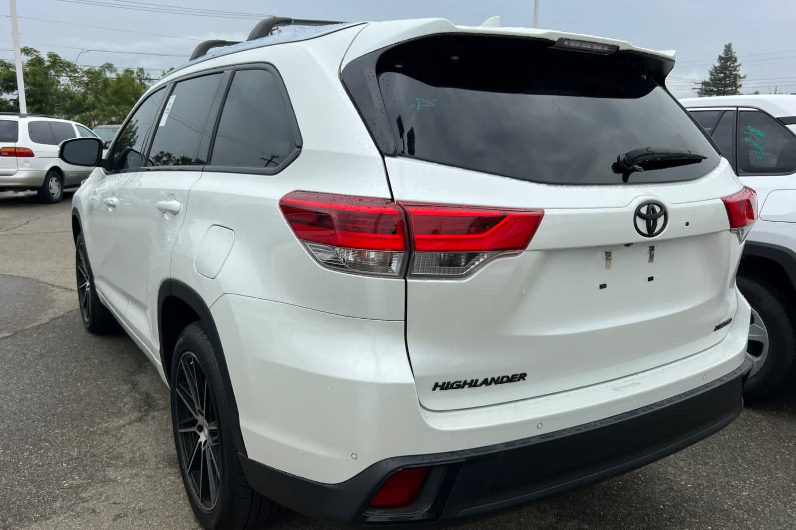 Thumbnail: 2019 Toyota Highlander - 4