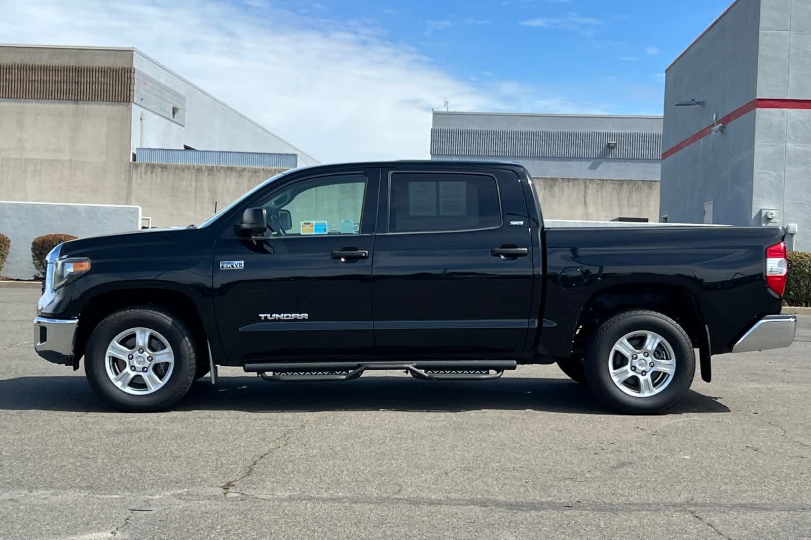 Thumbnail: 2019 Toyota Tundra - 9