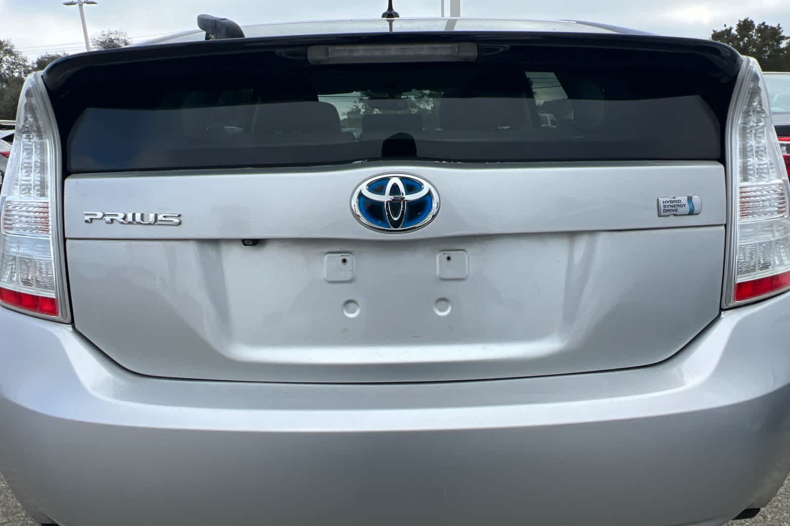 Thumbnail: 2010 Toyota Prius - 15