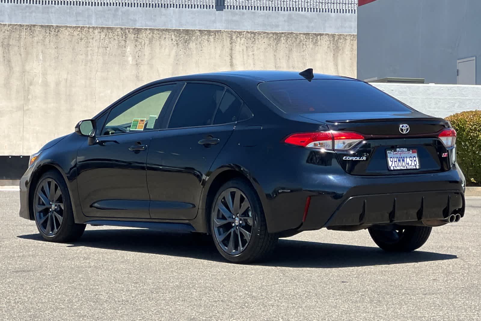 Thumbnail: 2023 Toyota Corolla - 7