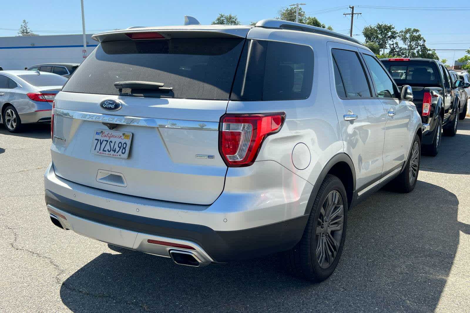 2016 Ford Explorer Platinum 2