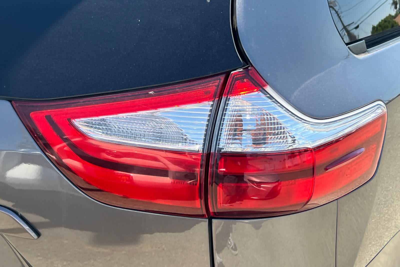Thumbnail: 2015 Toyota Sienna - 17
