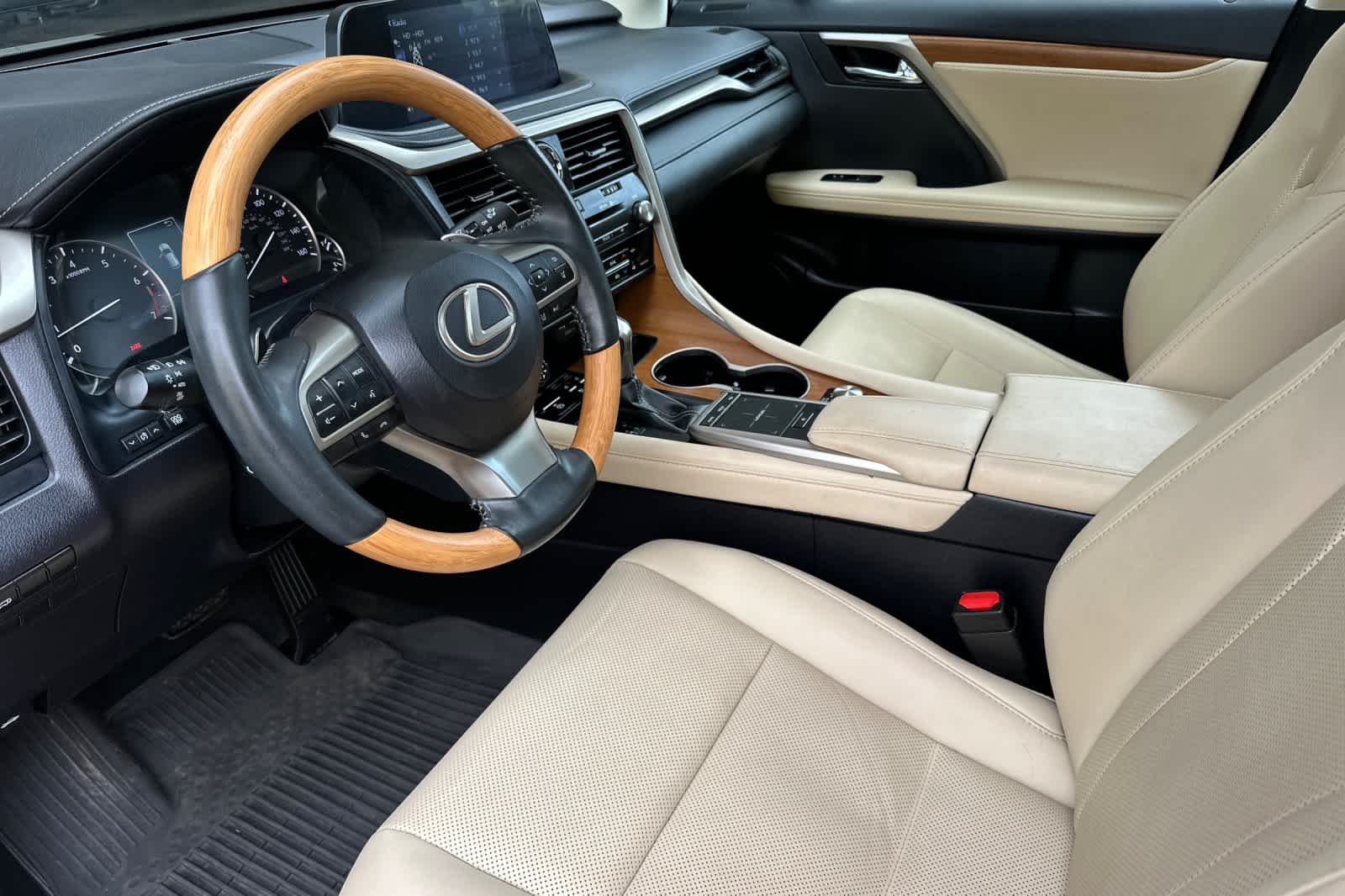 Thumbnail: 2022 Lexus RX - 11