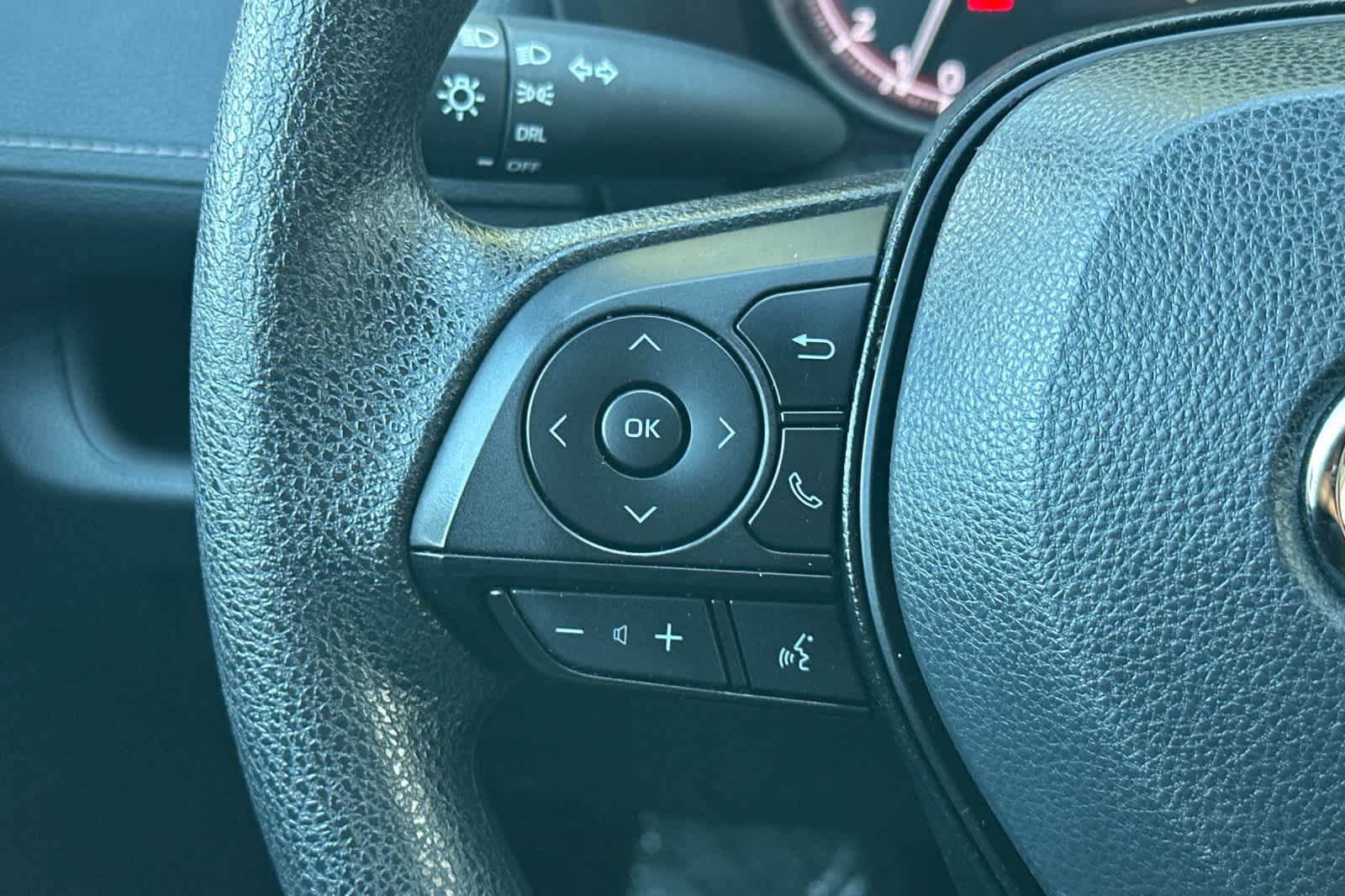 Thumbnail: 2024 Toyota RAV4 - 25