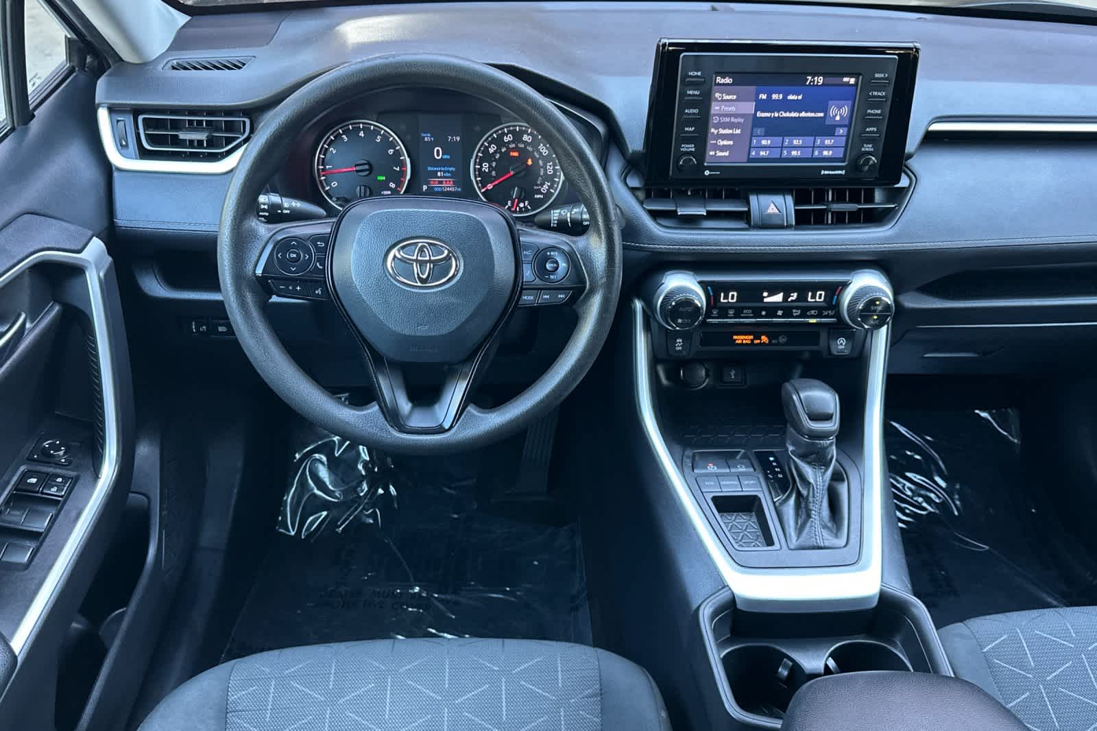 Thumbnail: 2021 Toyota RAV4 - 15