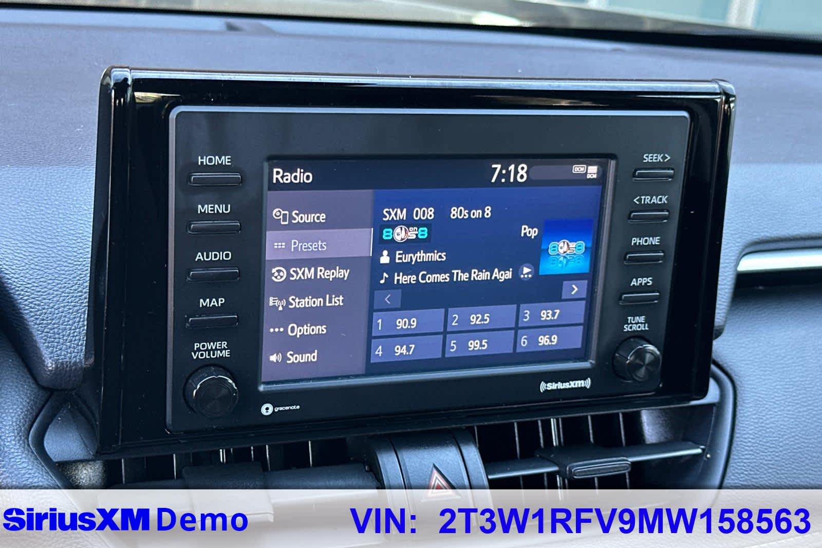 Thumbnail: 2021 Toyota RAV4 - 33