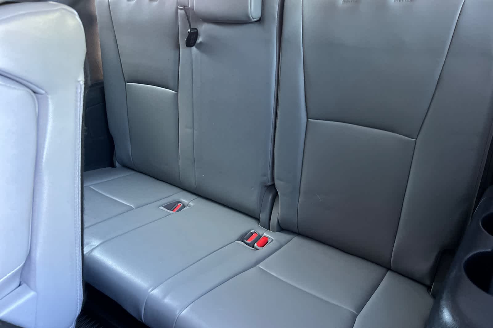 Thumbnail: 2021 Toyota Highlander - 15