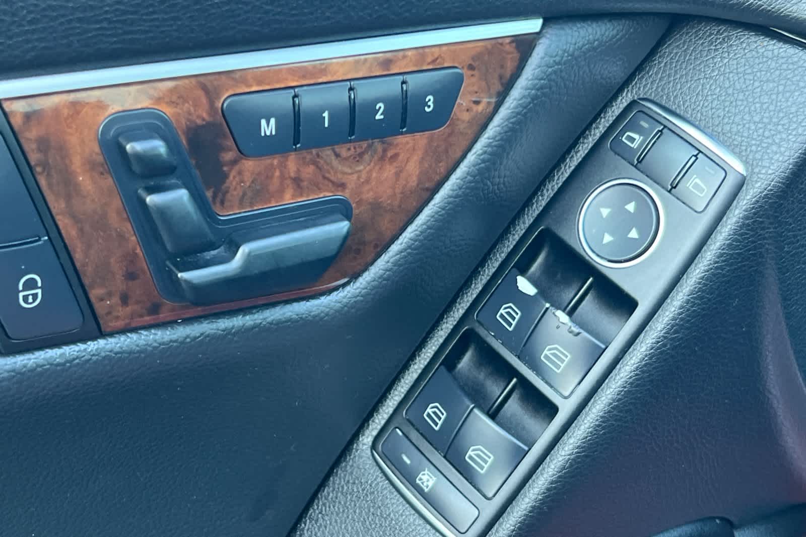 Thumbnail: 2012 Mercedes-Benz C-Class - 13