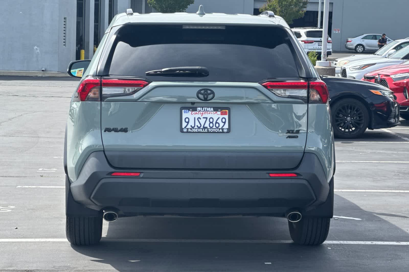 Thumbnail: 2023 Toyota RAV4 - 8