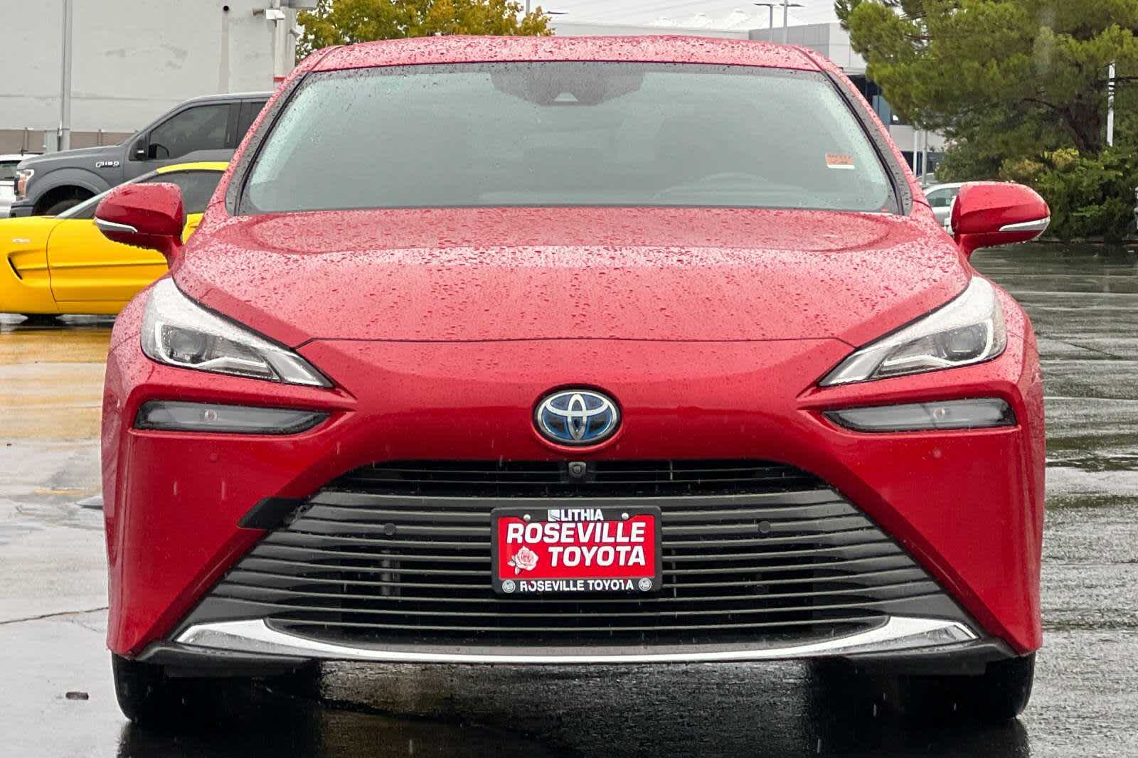 Thumbnail: 2021 Toyota Mirai - 10