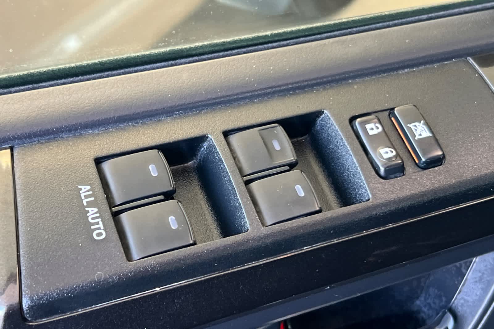 Thumbnail: 2024 Toyota 4Runner - 13