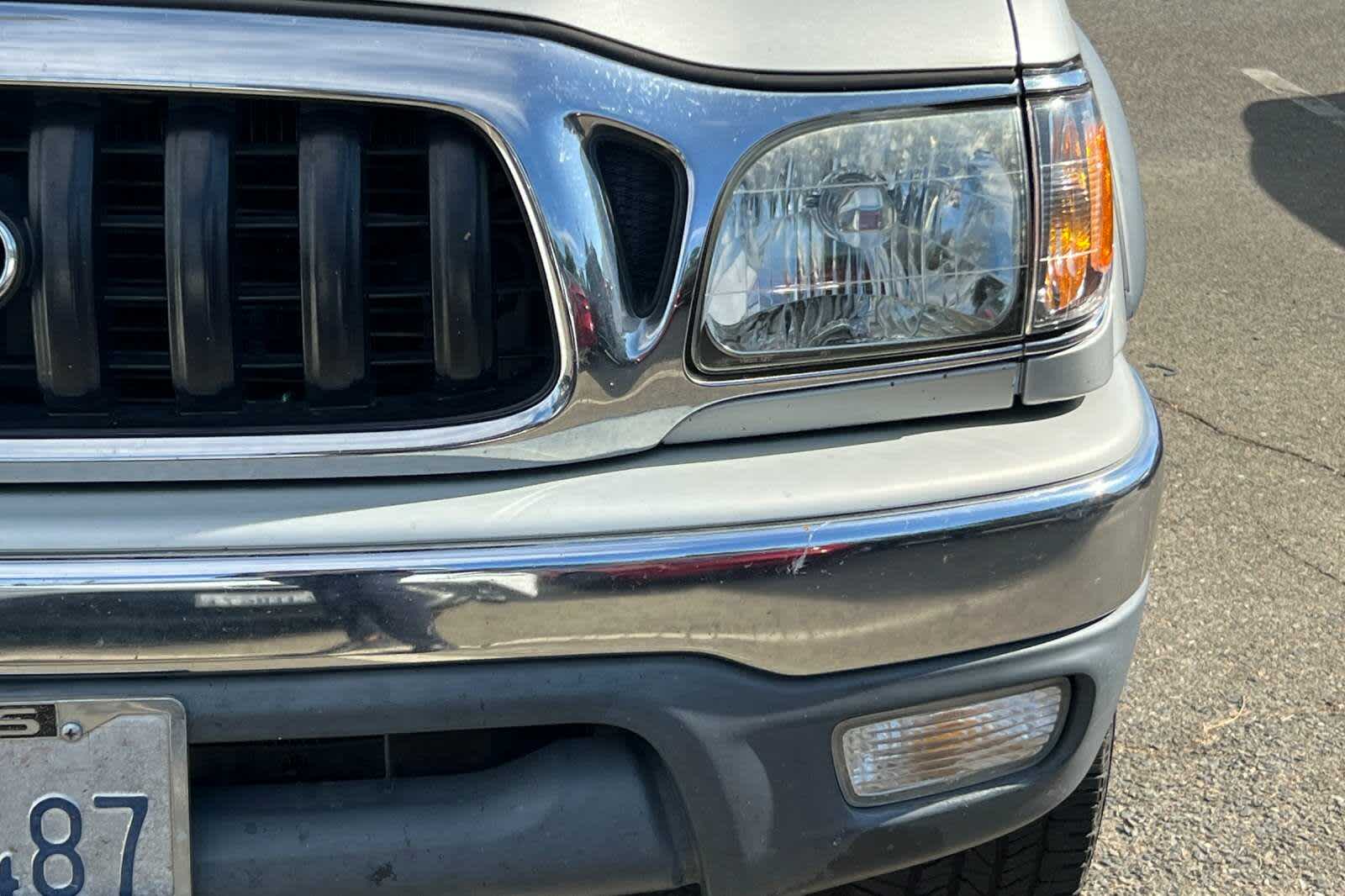 Thumbnail: 2001 Toyota Tacoma - 11