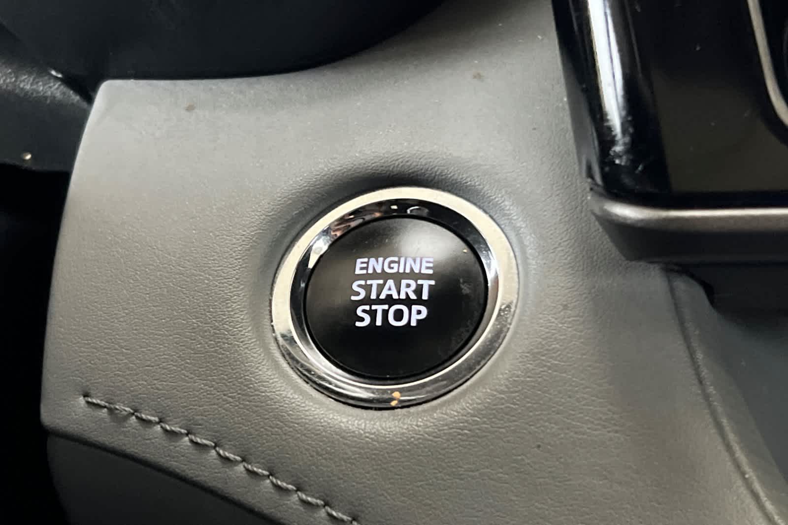 Thumbnail: 2023 Toyota Highlander - 25