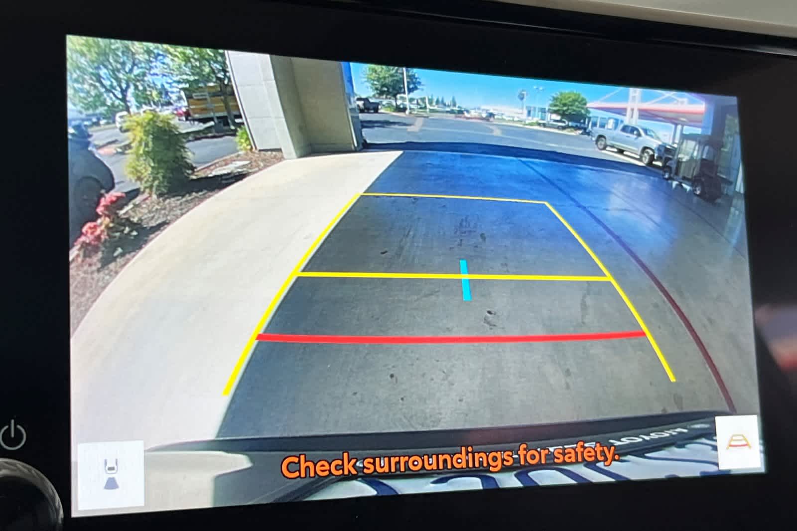 Thumbnail: 2024 Toyota RAV4 - 21