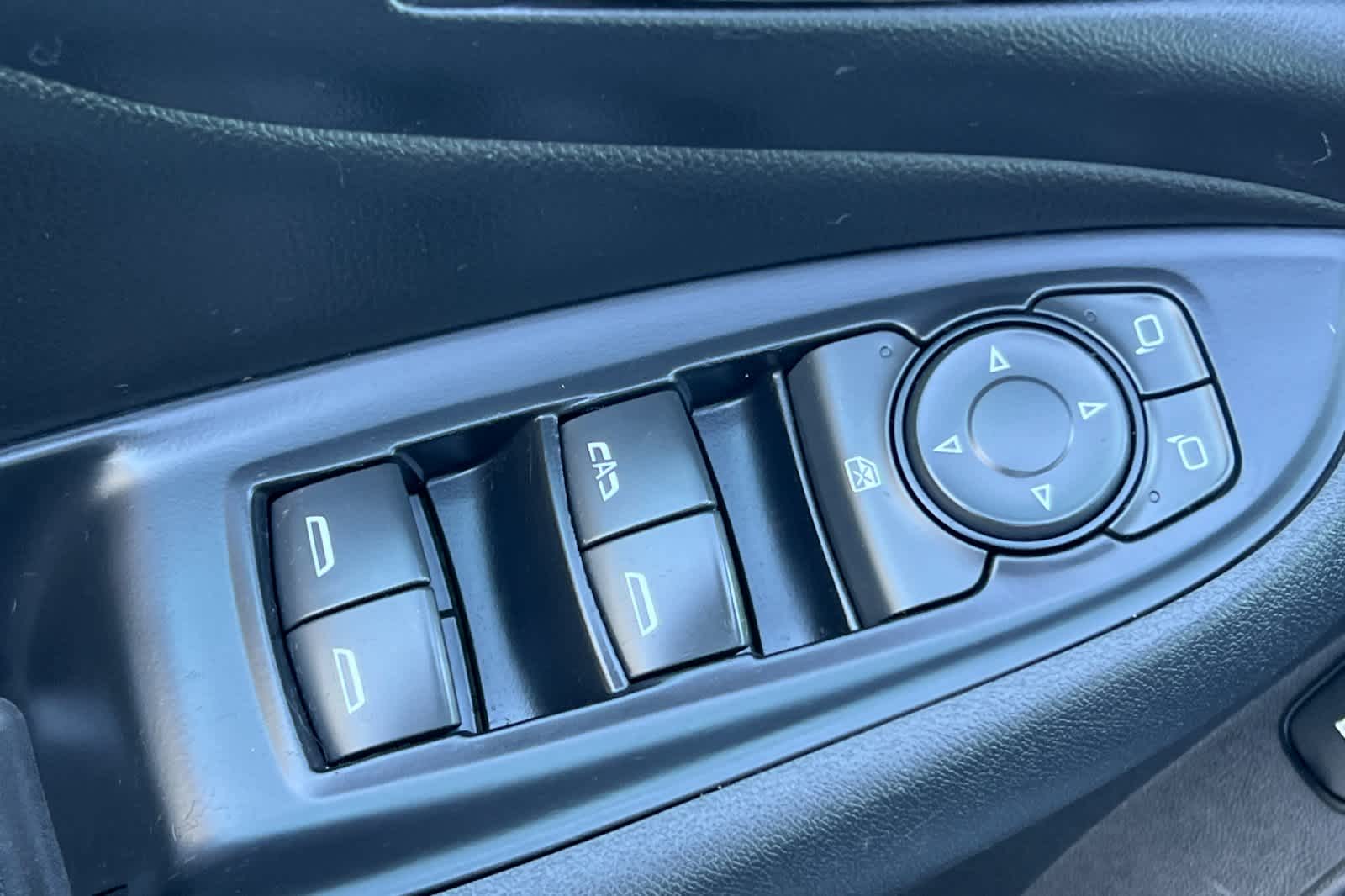 Thumbnail: 2018 Chevrolet Volt - 13