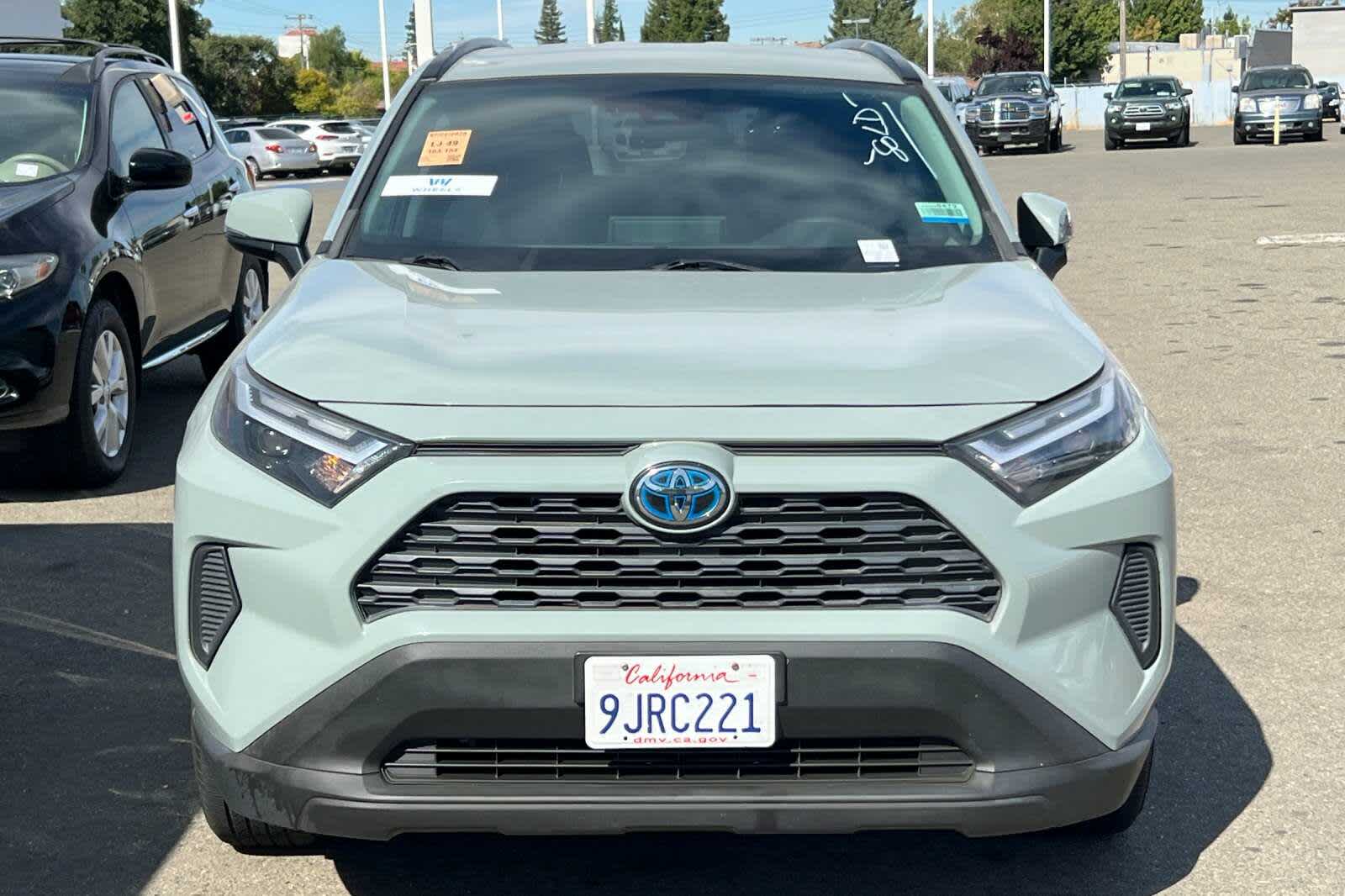 Thumbnail: 2022 Toyota RAV4 - 6