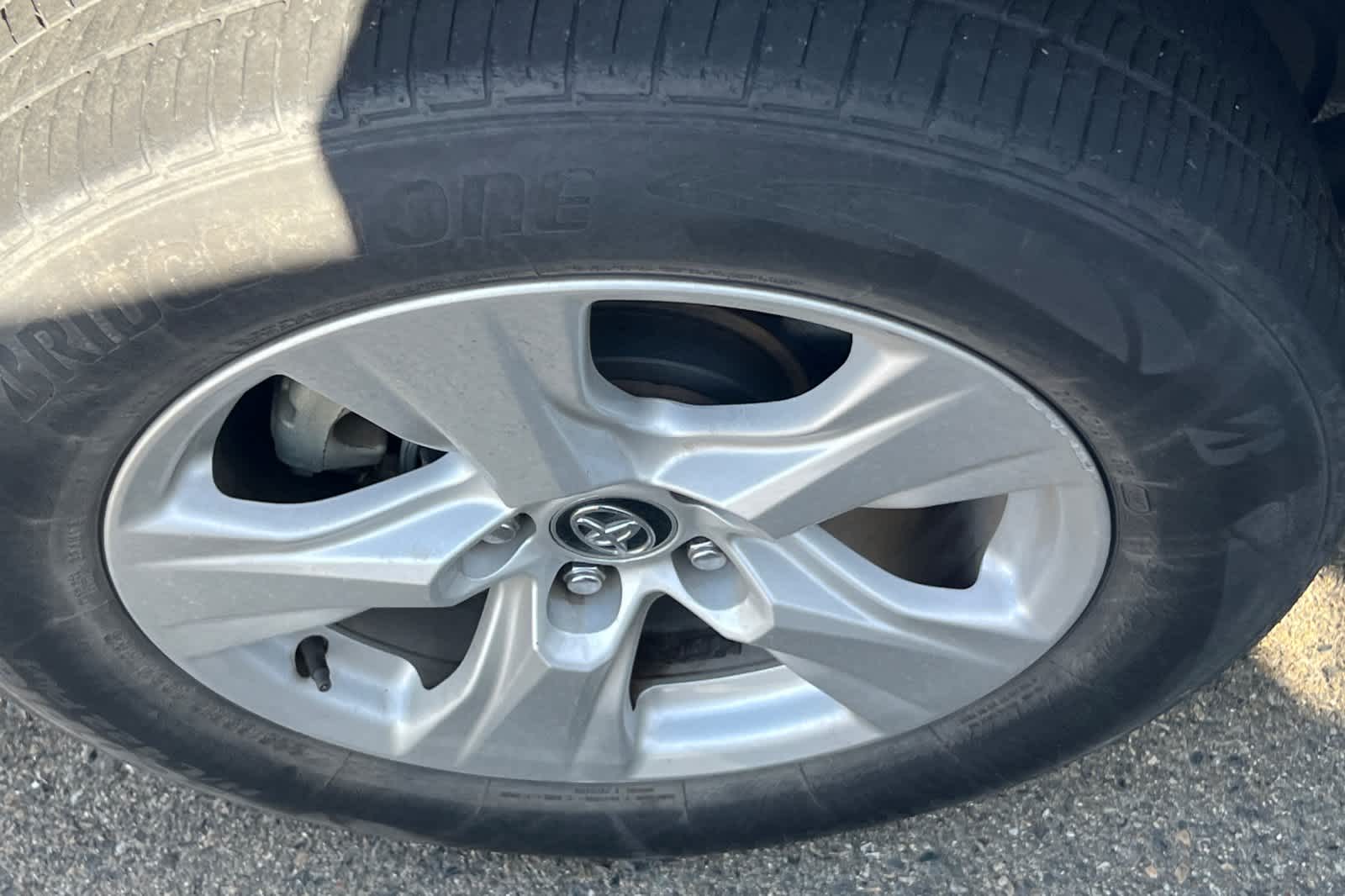 Thumbnail: 2021 Toyota RAV4 - 13