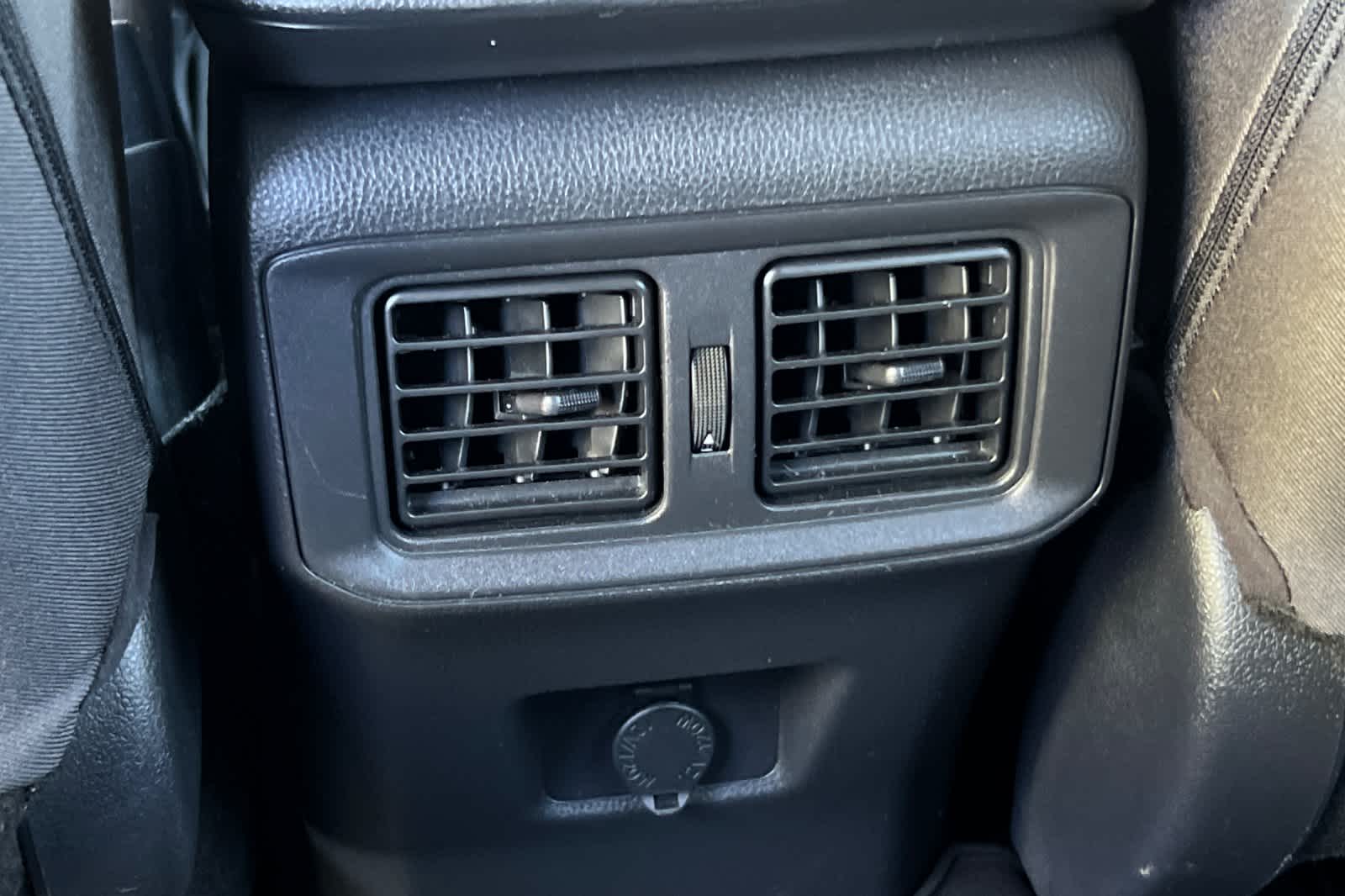 Thumbnail: 2021 Toyota RAV4 - 14