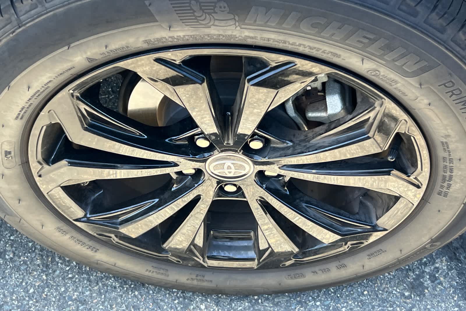 Thumbnail: 2023 Toyota RAV4 - 22